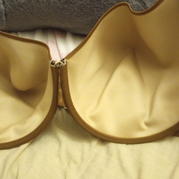 Bra - Picture 2 of 3